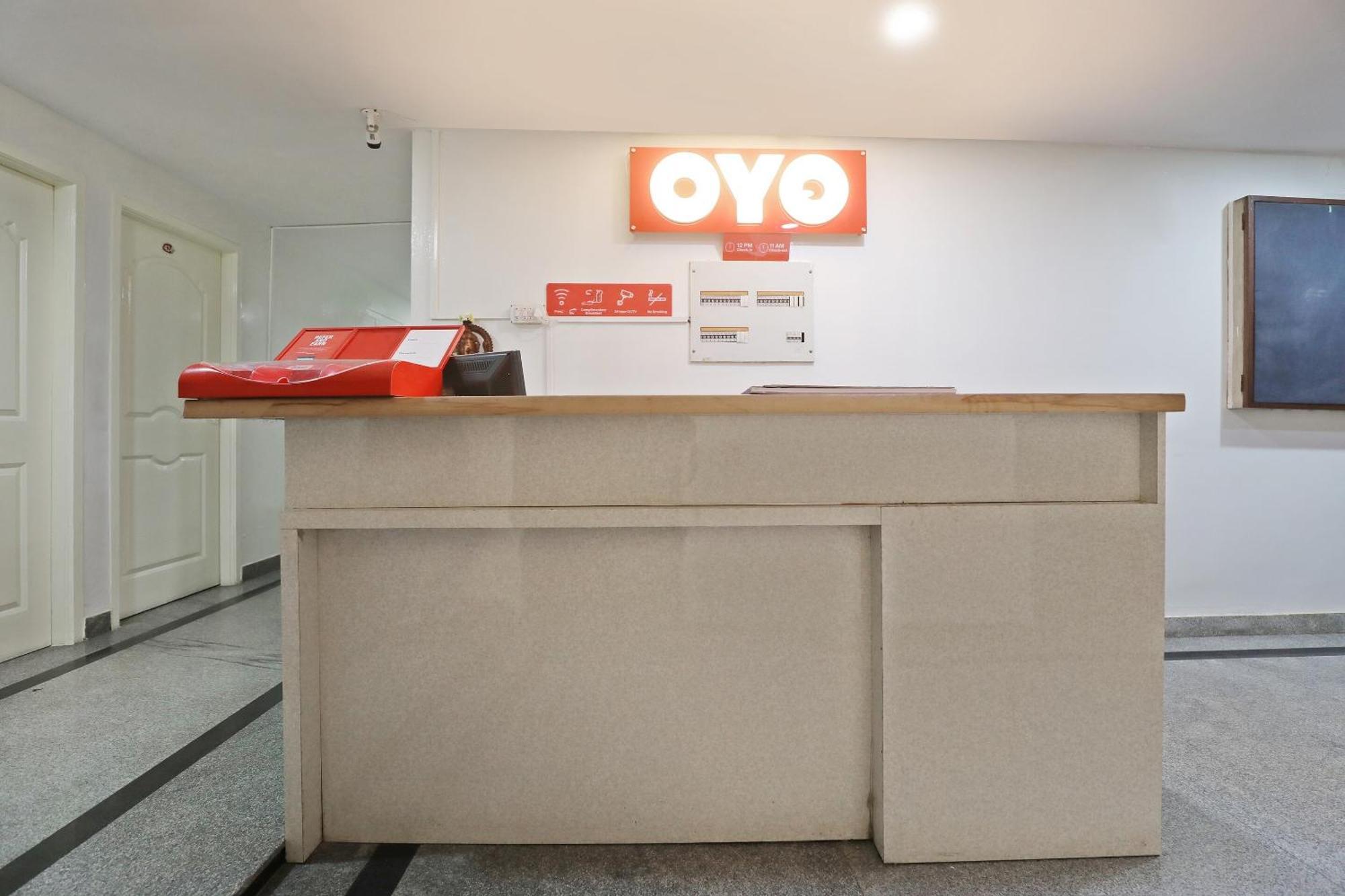 Oyo Flagship Hotel Archana Comforts Bangalore Eksteriør billede