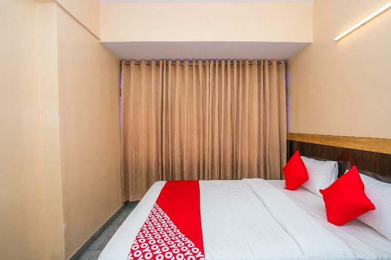 Oyo Flagship Hotel Archana Comforts Bangalore Eksteriør billede